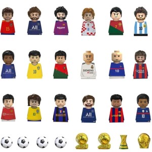 Zestaw figurek piłkarskich CR7 – 18 sztuk + akcesoria